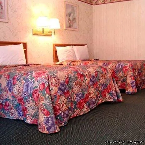 Relax Inn - Charlotte Motel